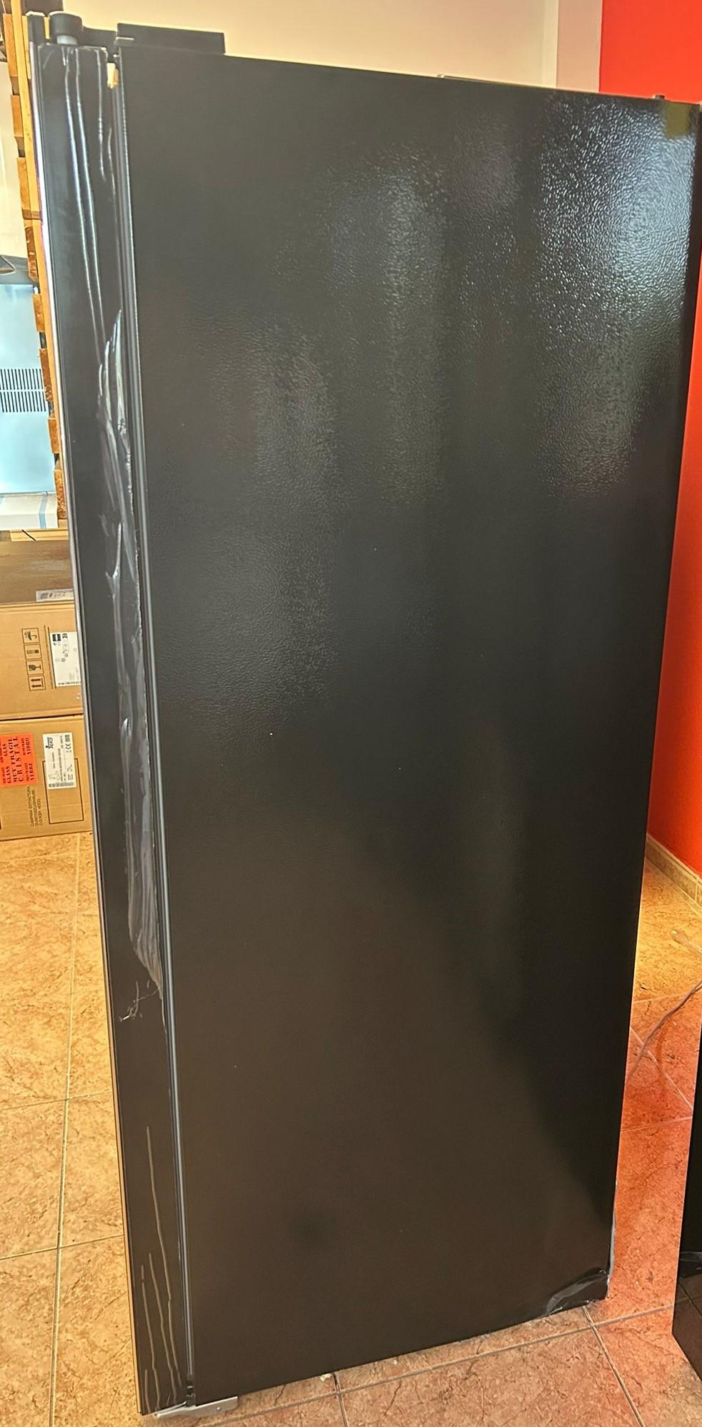 Frigorífico americano Side by Side con puerta de cristal - Imagen 4