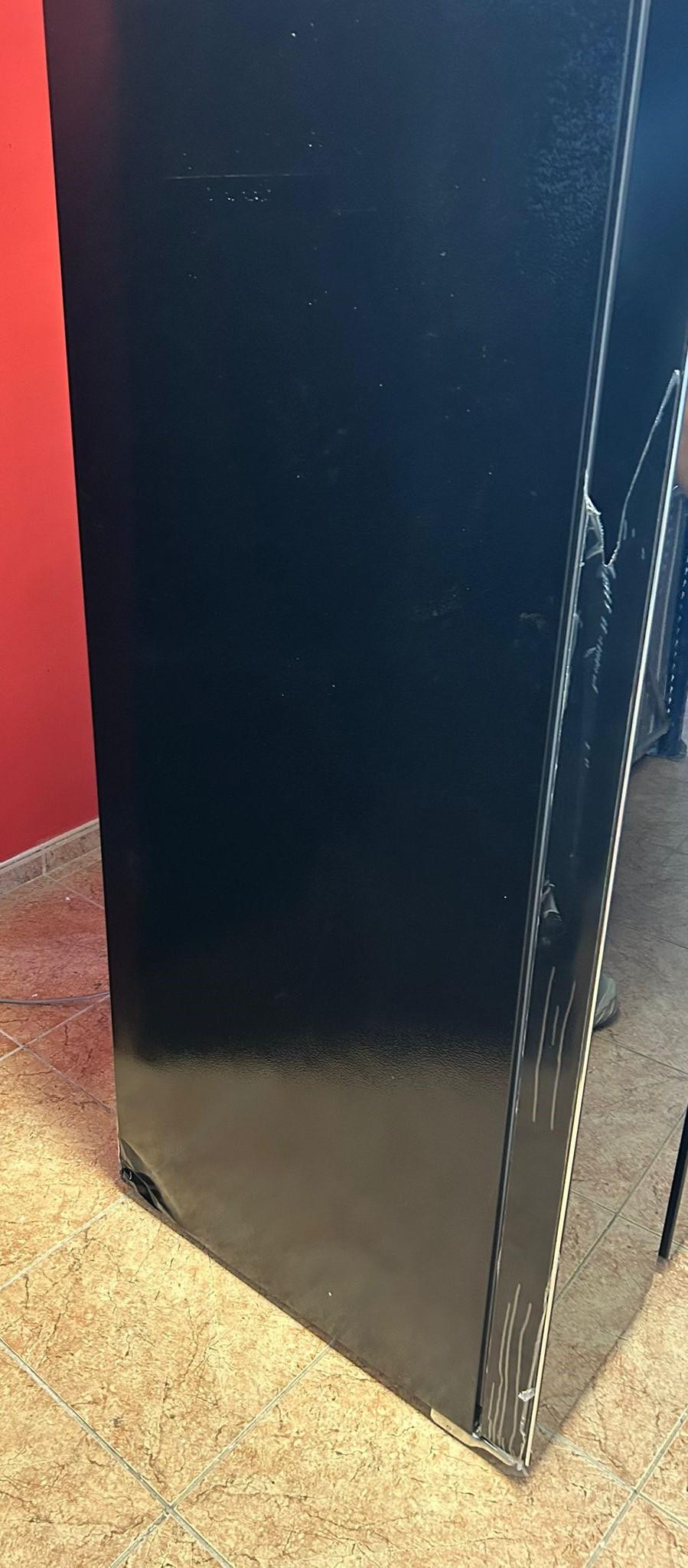 Frigorífico americano Side by Side con puerta de cristal - Imagen 3